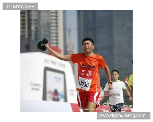 广州滑板队逆袭城市马拉松展现青春活力与拼搏精神的精彩旅程