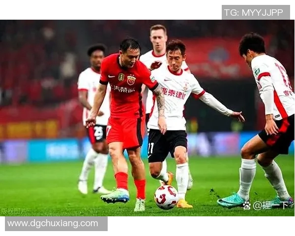 西安足球队在邀请赛中以94分稳居积分榜首位争夺冠军希望依然强烈 西安足球队在邀请赛中以94分稳居积分榜首位争夺冠军希望依然强烈