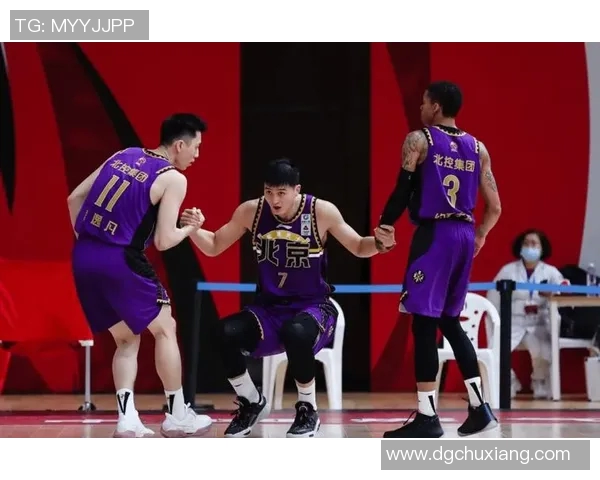 赛后分析：北京足球队与重庆足球队心理素质的较量与启示